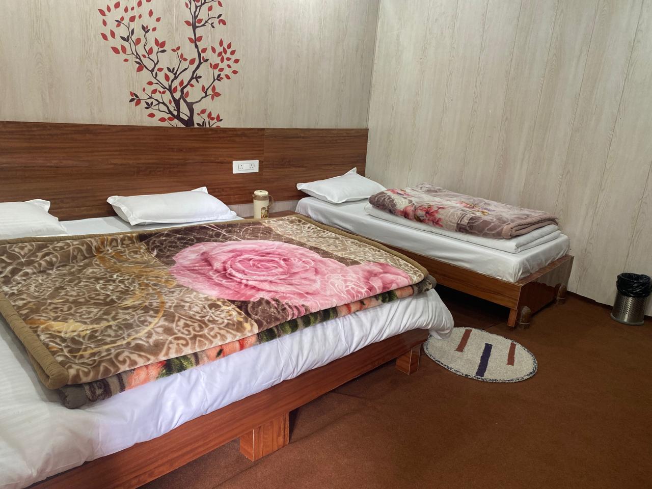 WhatsApp Image 2025-03-26 at 6.23.17 PM